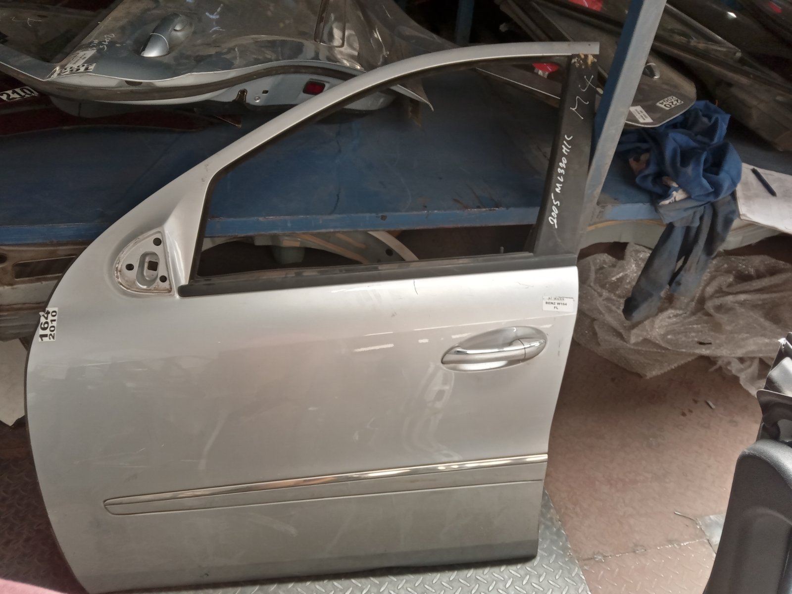 Mercedes Benz ML350 Front Door