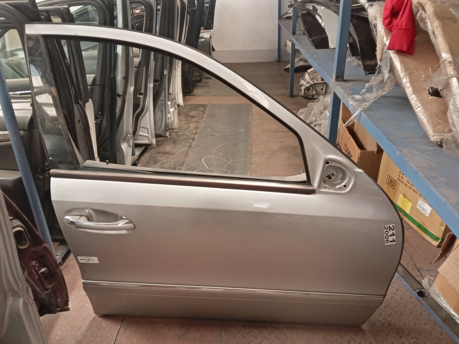 Mercedes-Benz W211 E-class Front Right Door Shell