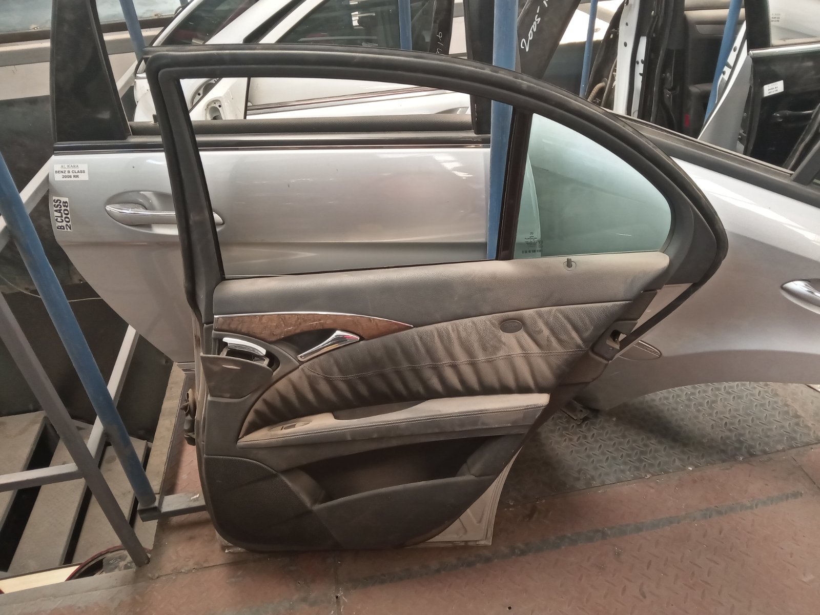 Mercedes-Benz W211 E-class Rear Left Interior Door Panel