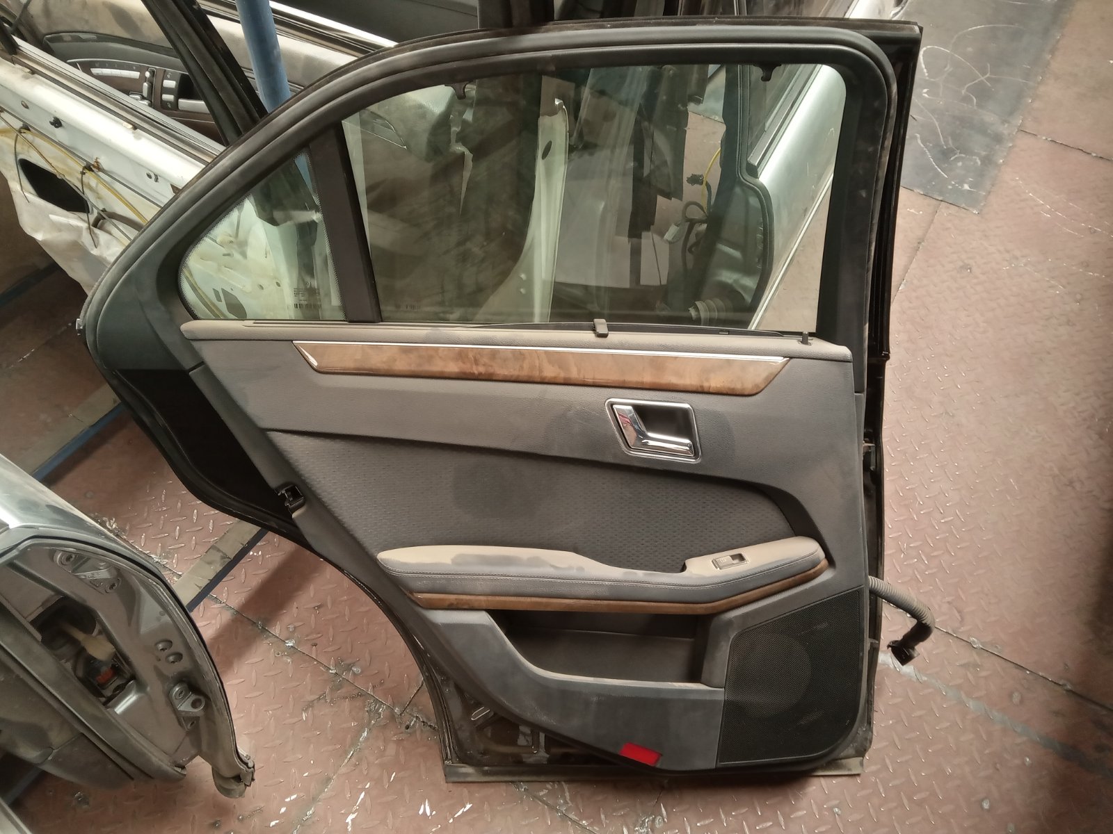Benz W212 2010 Rl[back]