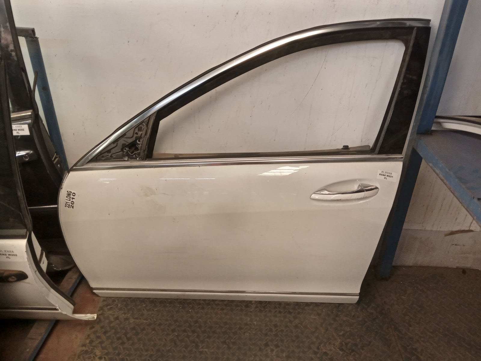 Mercedes Benz W221 Front Left Door