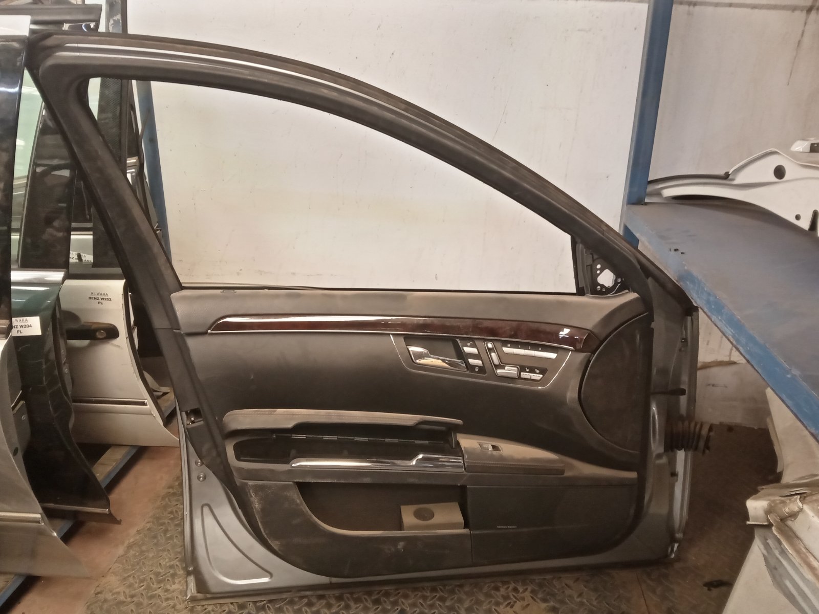 Mercedes Benz W204 Front Complete Door