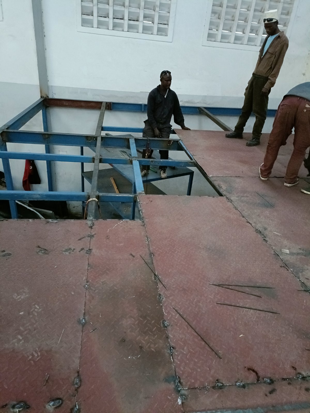 Industrial Garage Mezzanine Structure