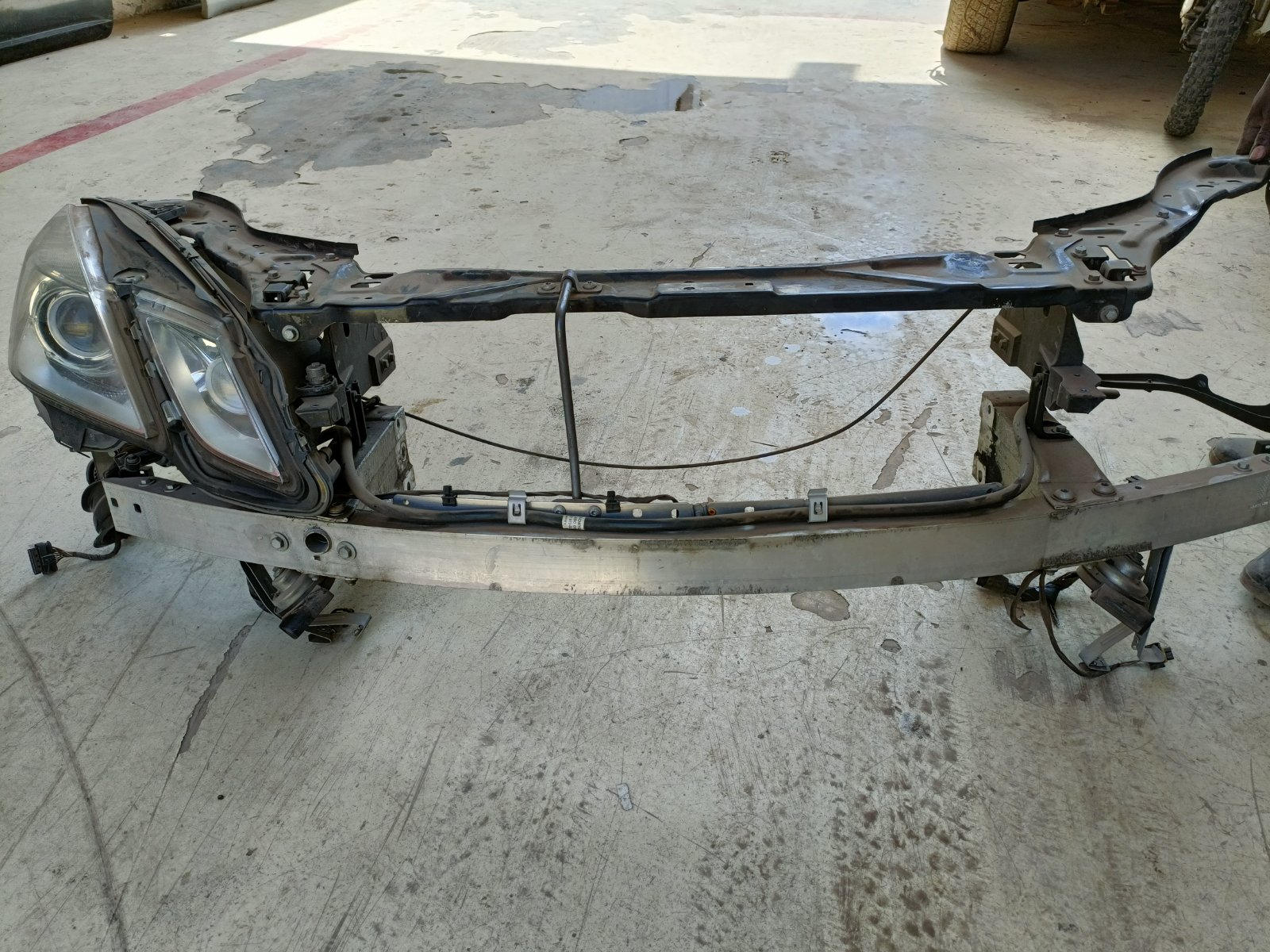 Mercedes Benz W212 E-Class Front Radiator Support Frame with Headlight and Bumper Reinforcement