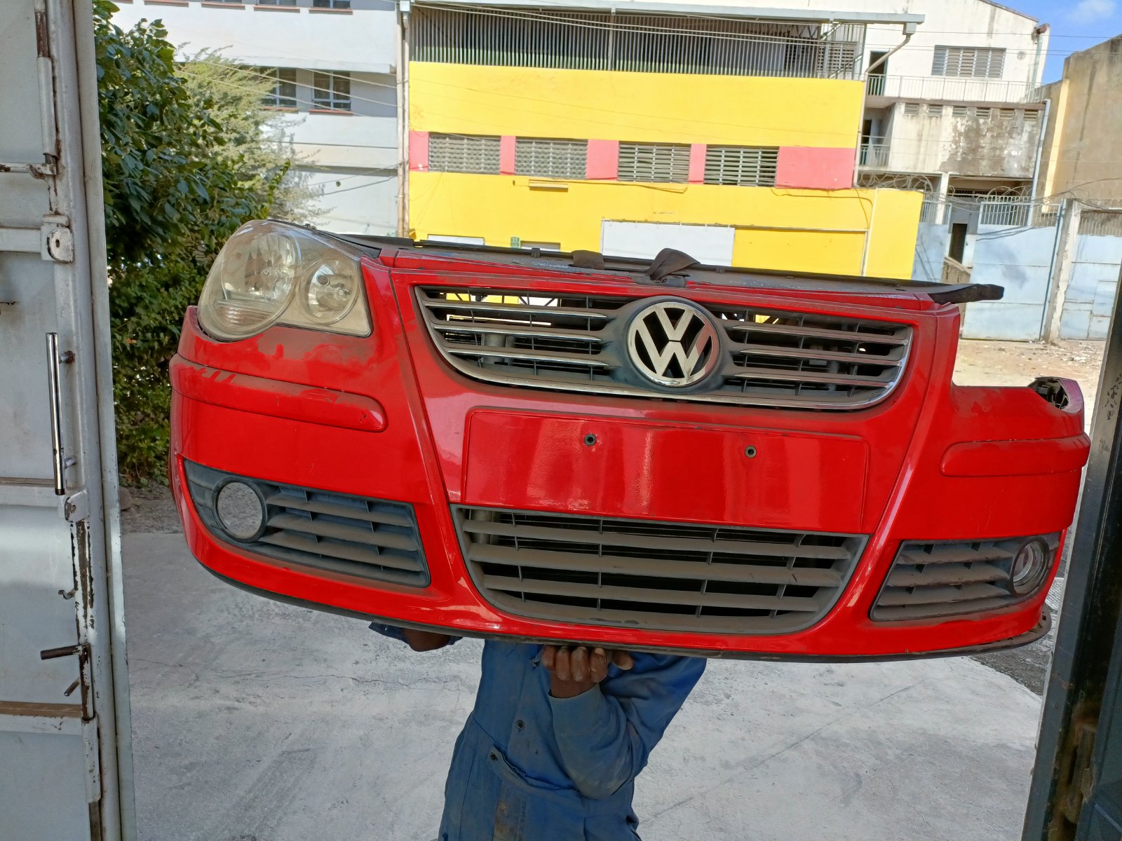 Volkswagen Polo Front Bumper Assembly