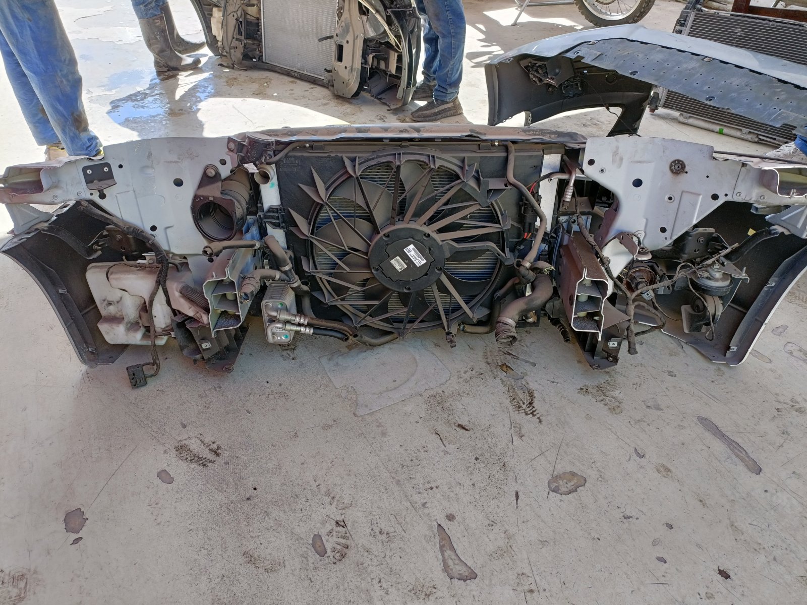 Ex-Japan Front Clip Assembly with Radiator and Cooling Fan