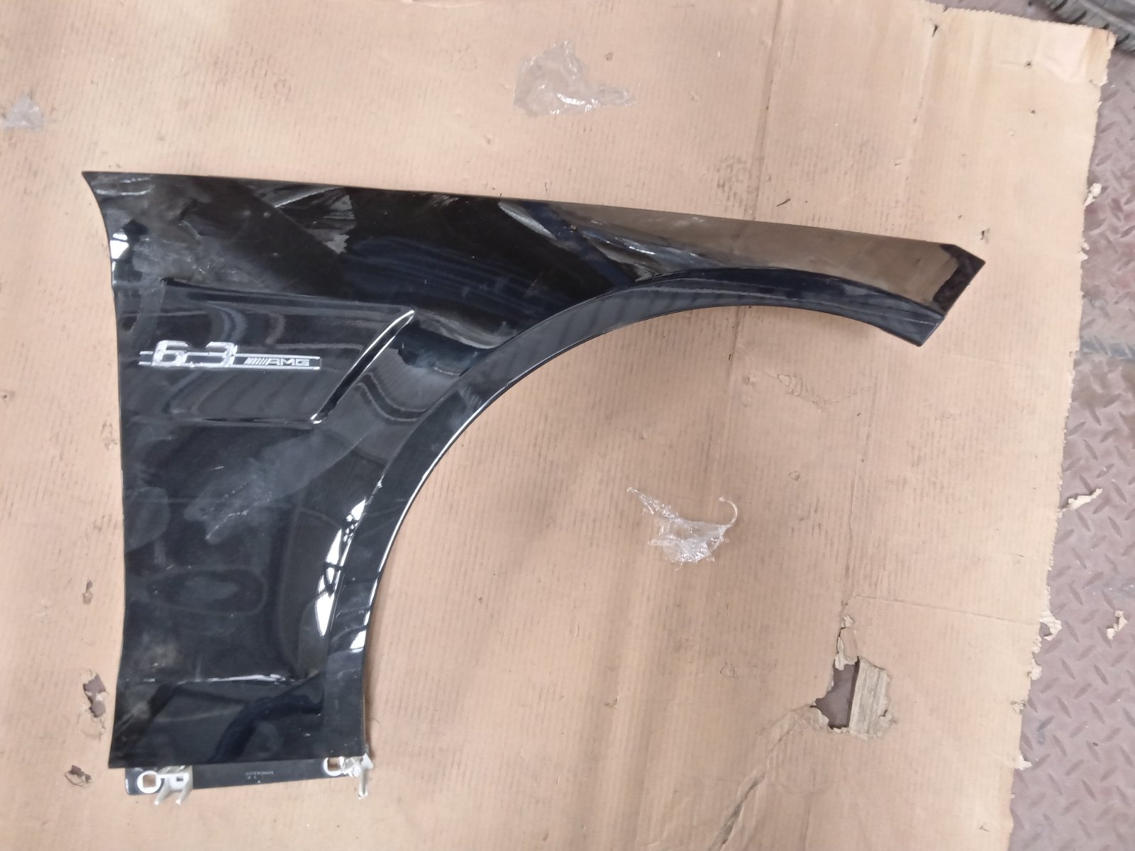 Mercedes-Benz C-class W204 Front Fender 6.3 Amg