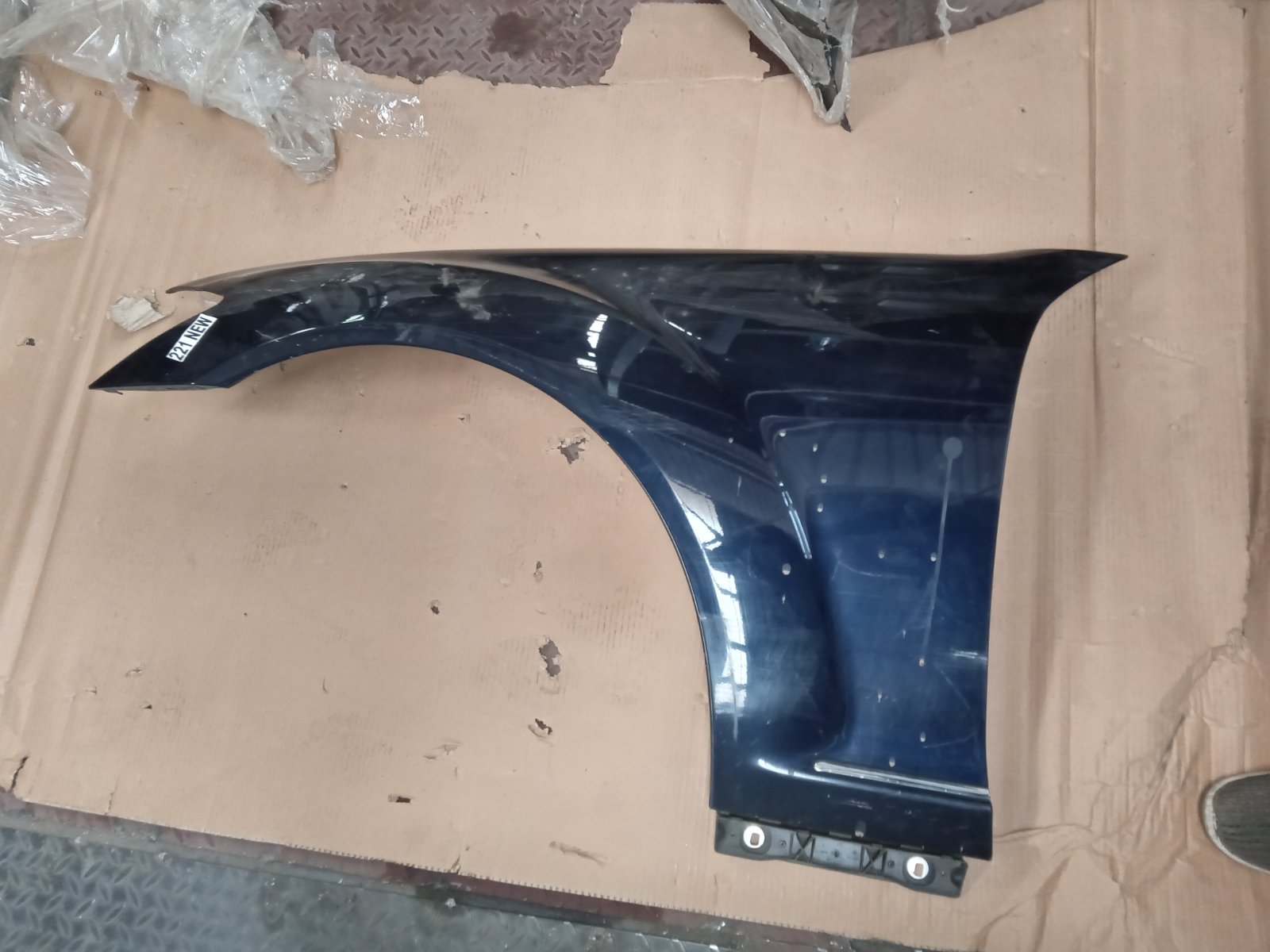 Mercedes Benz W221 Front Fender