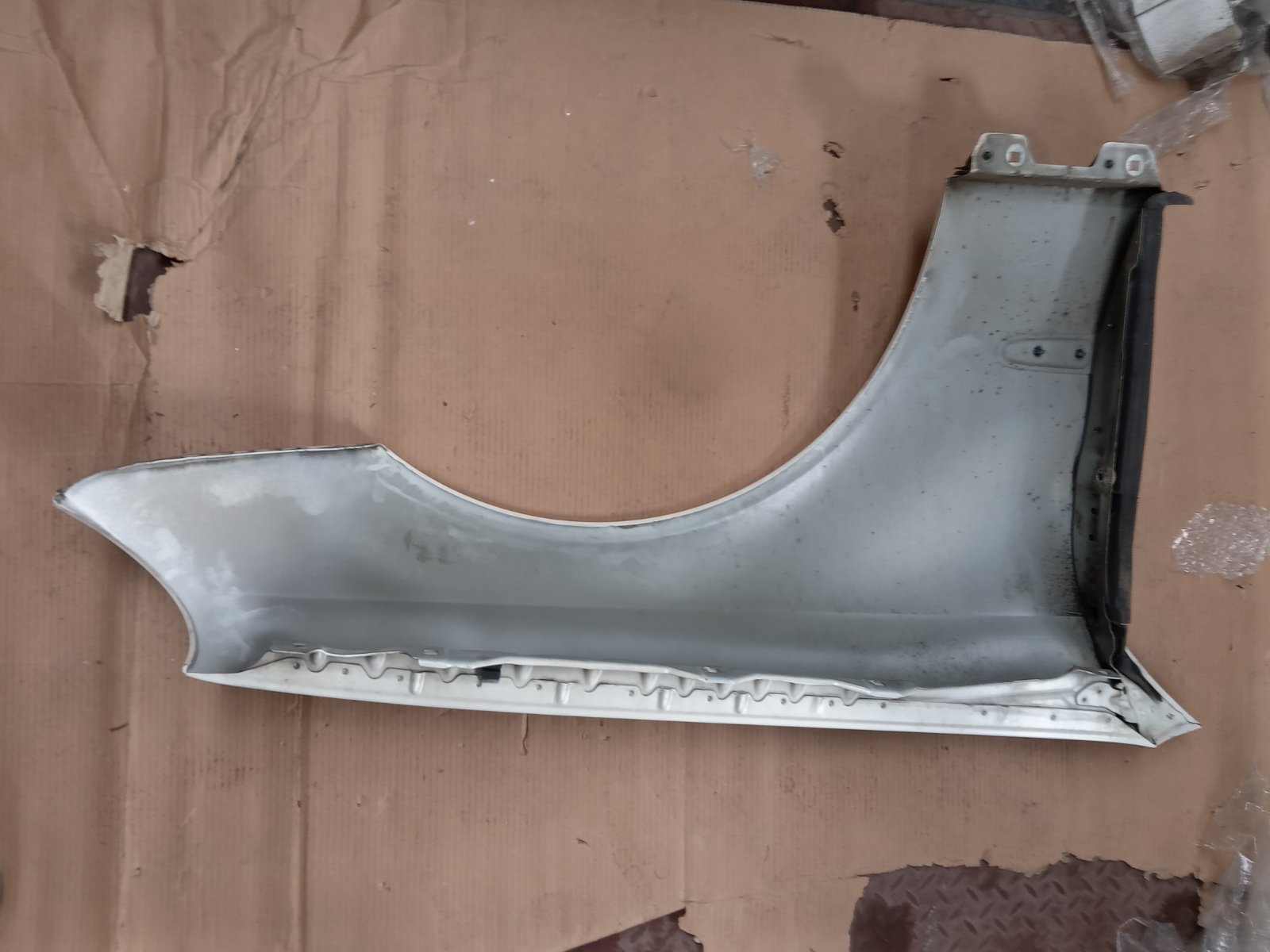 Mercedes-Benz W211 Front Fender Panel