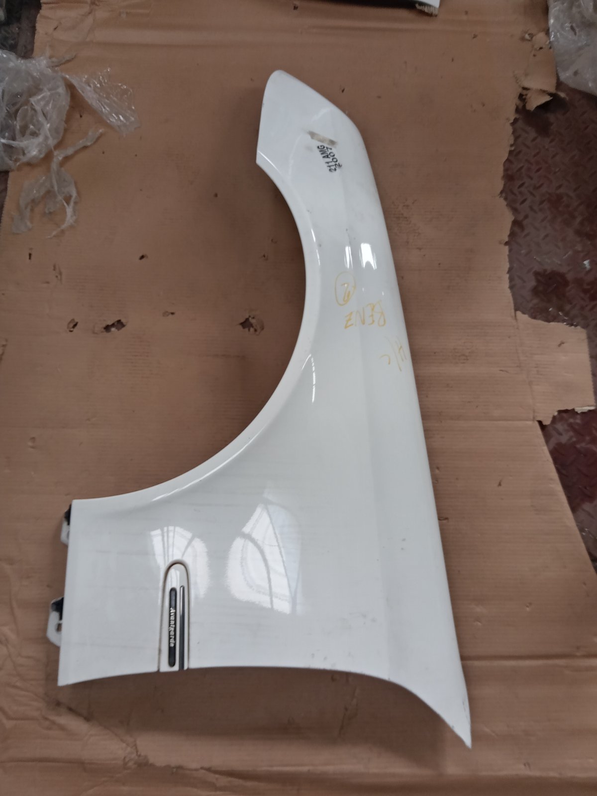 Mercedes Benz W211 Front Fender Mudguard